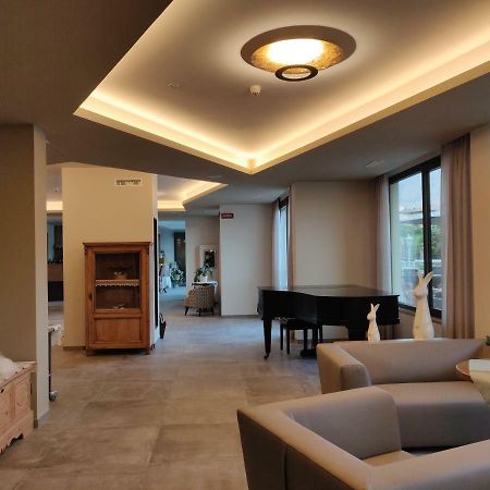 Hotel Ambassador Levico Terme Ngoại thất bức ảnh