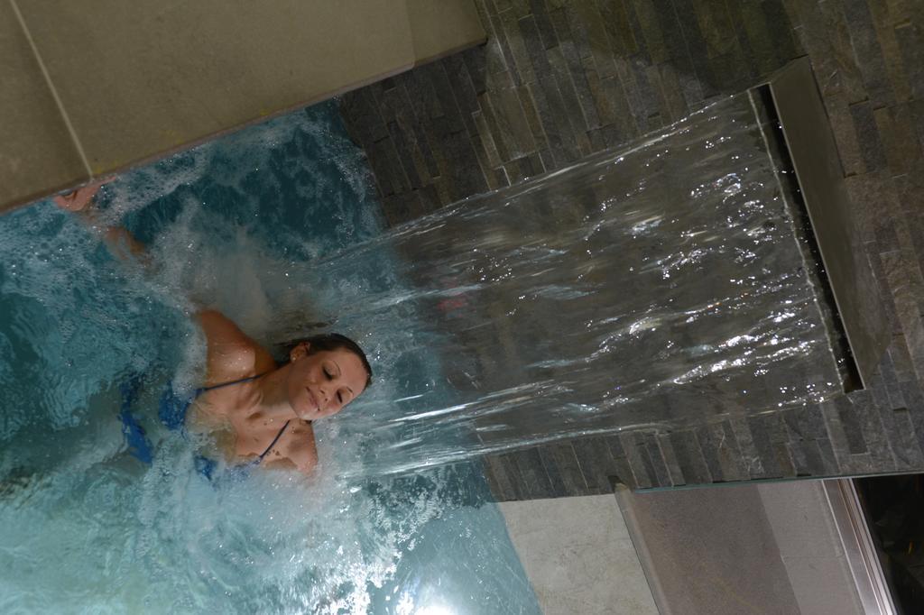 Hotel Ambassador Levico Terme Ngoại thất bức ảnh