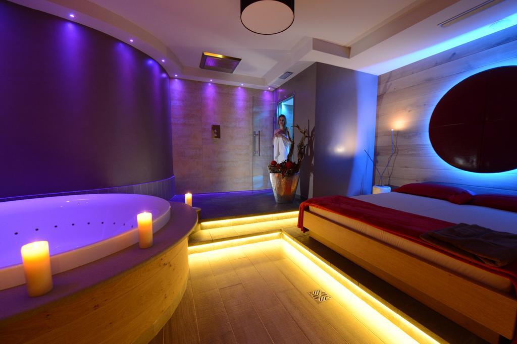 Hotel Ambassador Levico Terme Ngoại thất bức ảnh