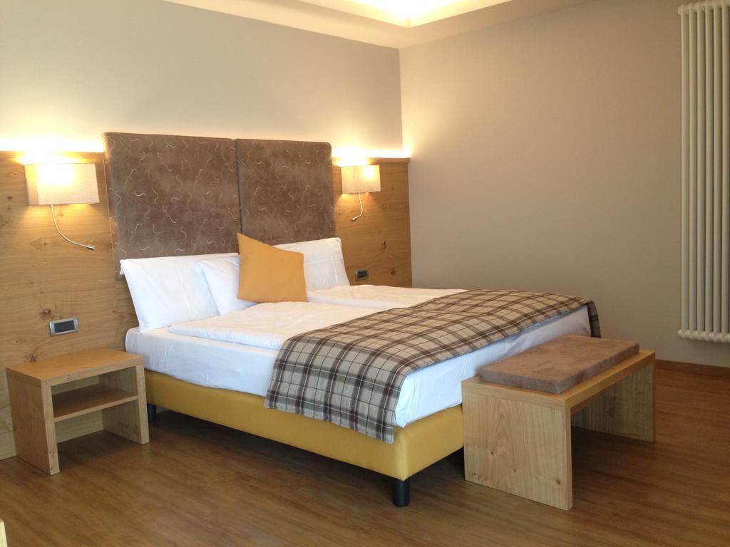 Hotel Ambassador Levico Terme Ngoại thất bức ảnh