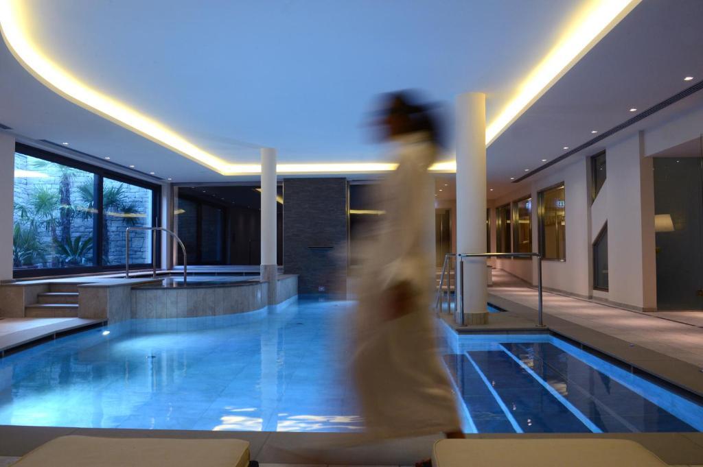 Hotel Ambassador Levico Terme Ngoại thất bức ảnh