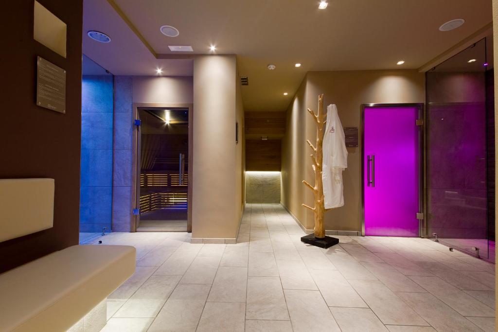 Hotel Ambassador Levico Terme Ngoại thất bức ảnh