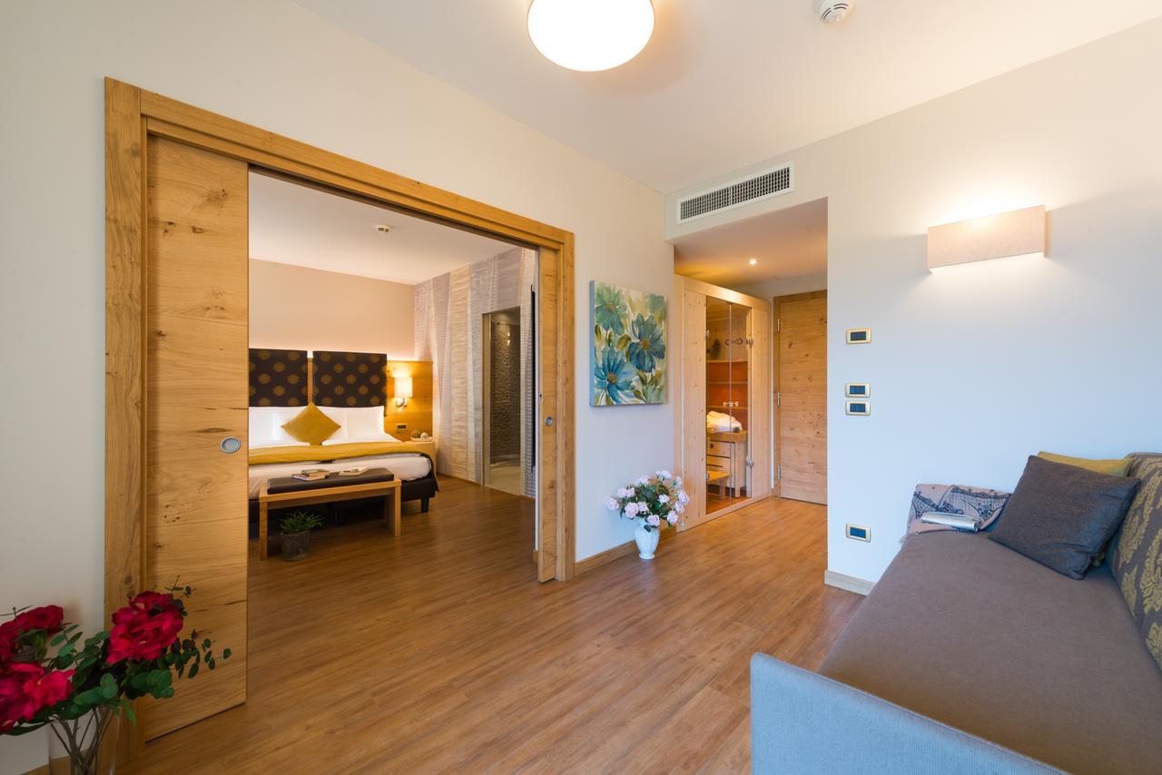 Hotel Ambassador Levico Terme Ngoại thất bức ảnh