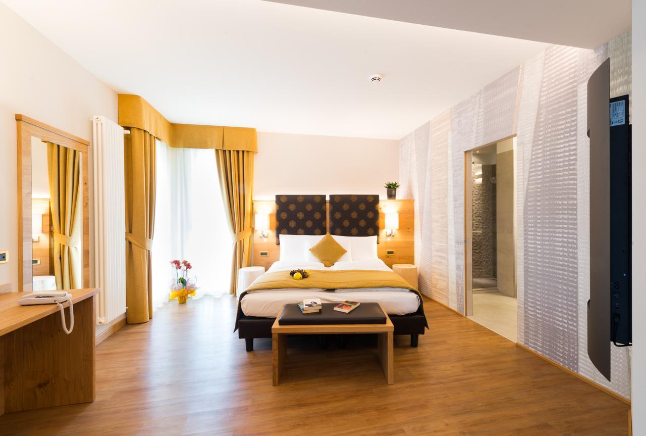 Hotel Ambassador Levico Terme Ngoại thất bức ảnh
