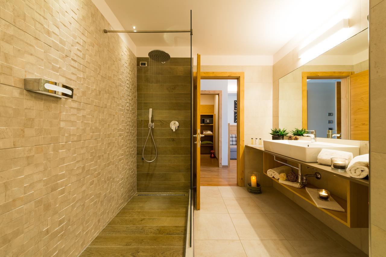 Hotel Ambassador Levico Terme Ngoại thất bức ảnh