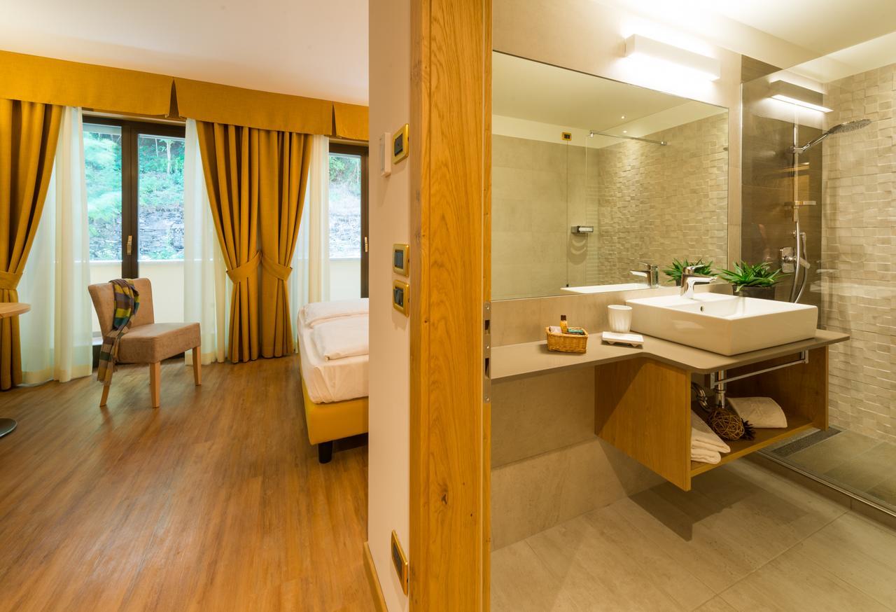 Hotel Ambassador Levico Terme Ngoại thất bức ảnh